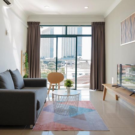 Tanjung Tokong Golden View Serviced Apartments מראה חיצוני תמונה