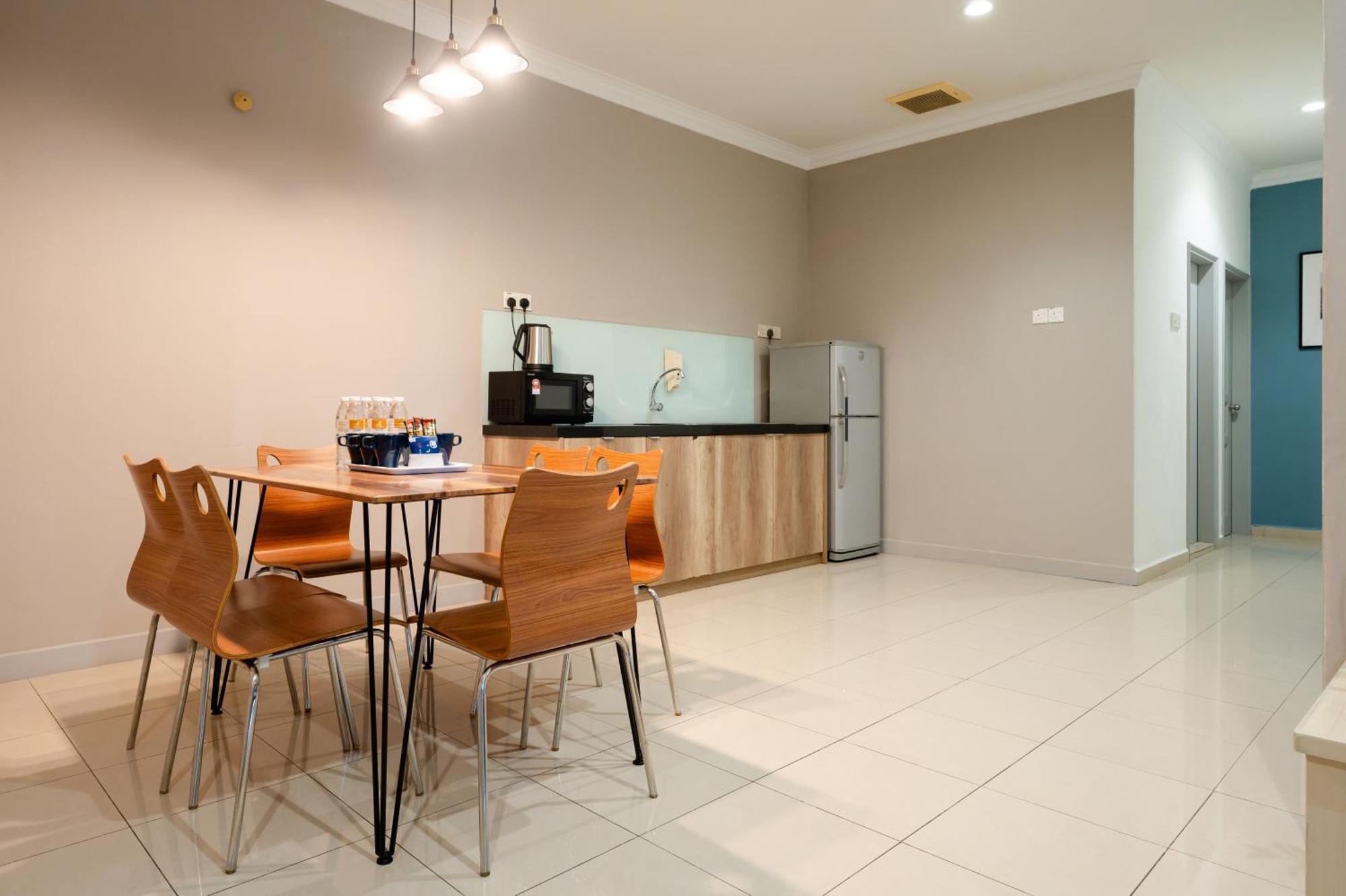 Tanjung Tokong Golden View Serviced Apartments מראה חיצוני תמונה