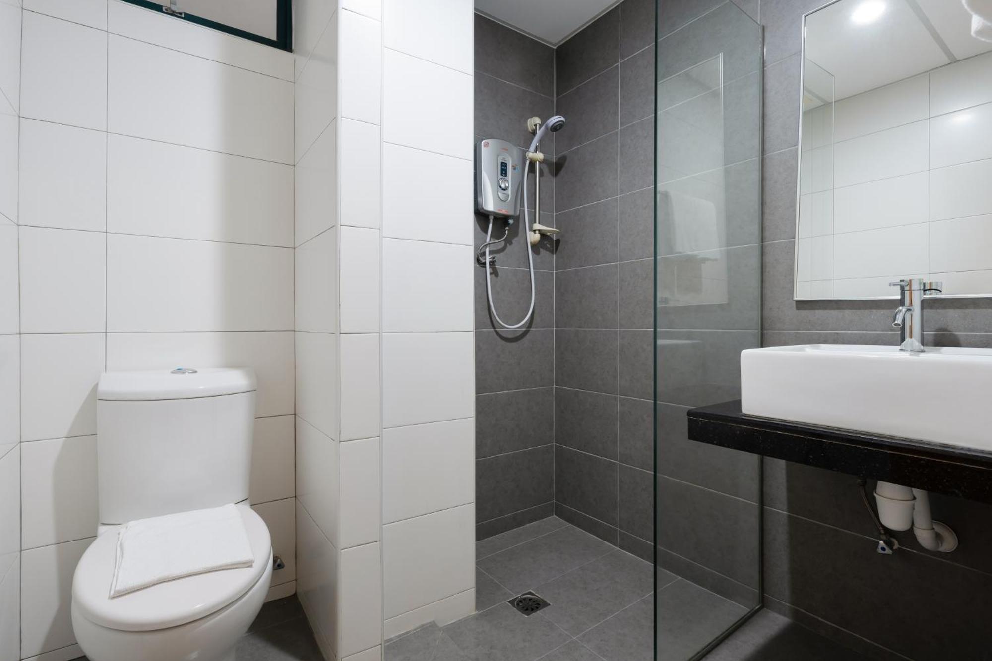 Tanjung Tokong Golden View Serviced Apartments מראה חיצוני תמונה