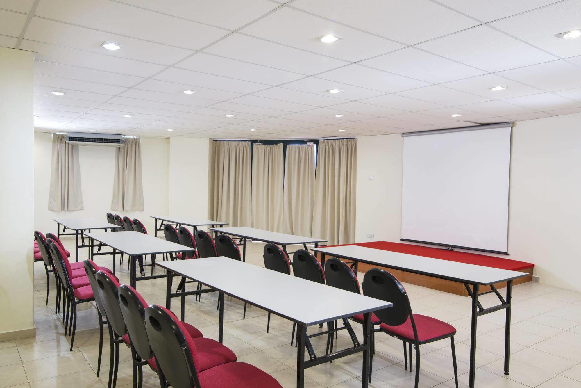 Tanjung Tokong Golden View Serviced Apartments מראה חיצוני תמונה