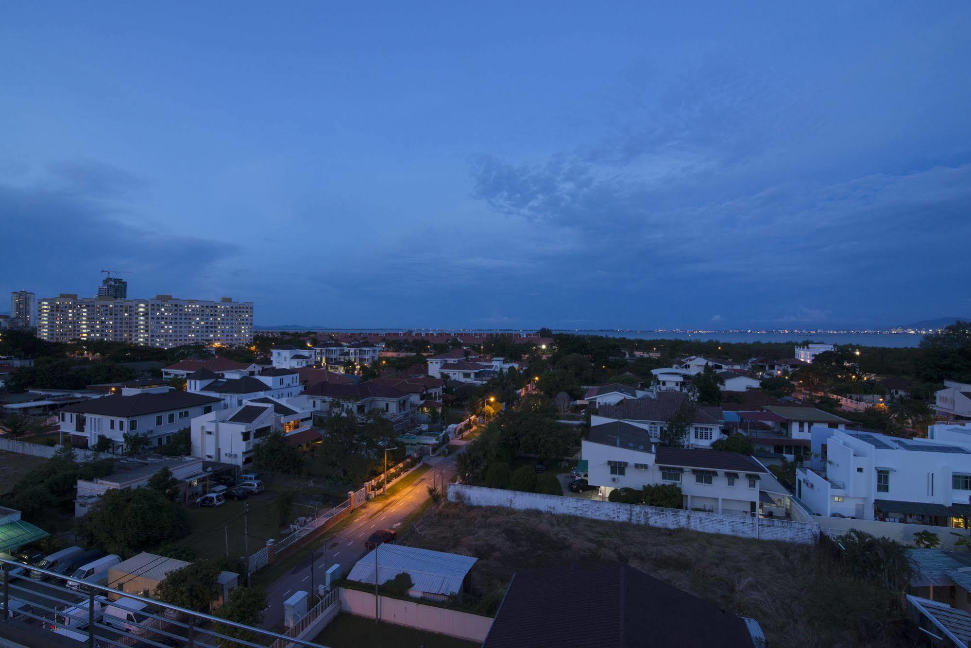 Tanjung Tokong Golden View Serviced Apartments מראה חיצוני תמונה